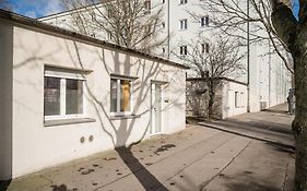 Three Bedroom Plus Big Kitchen Plus Selfcheckin Plus Street Parking